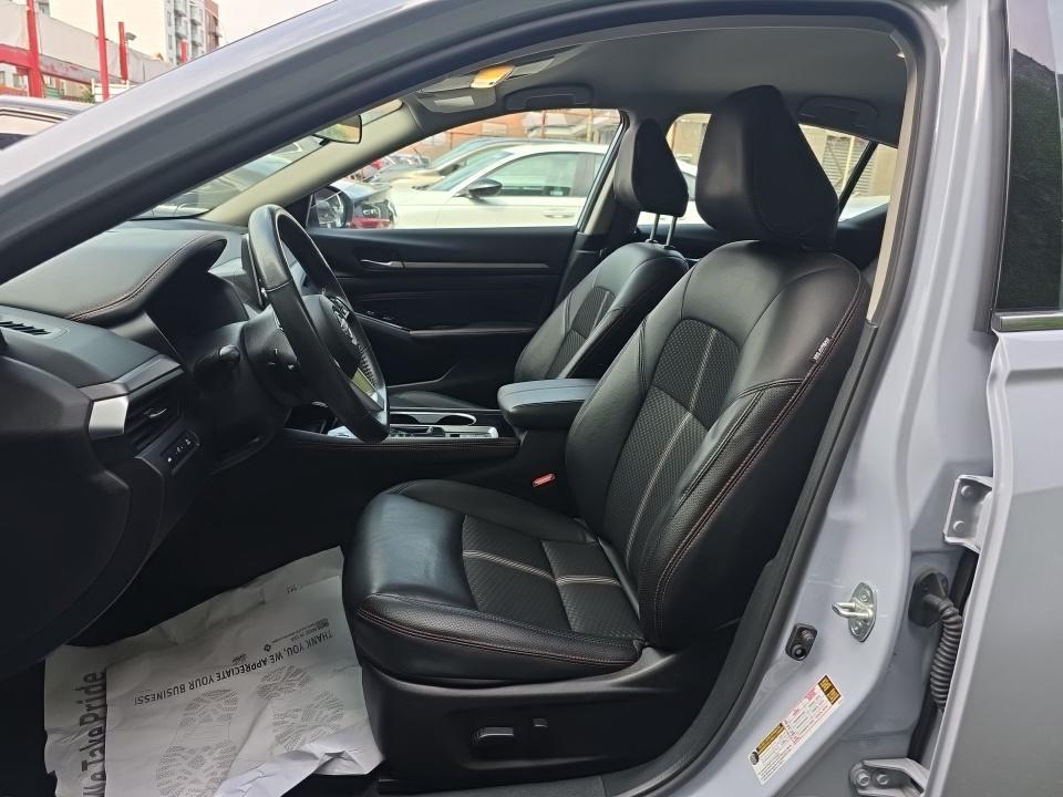 Nissan Altima  2023