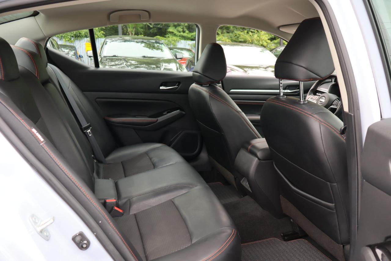 Nissan Altima  2023
