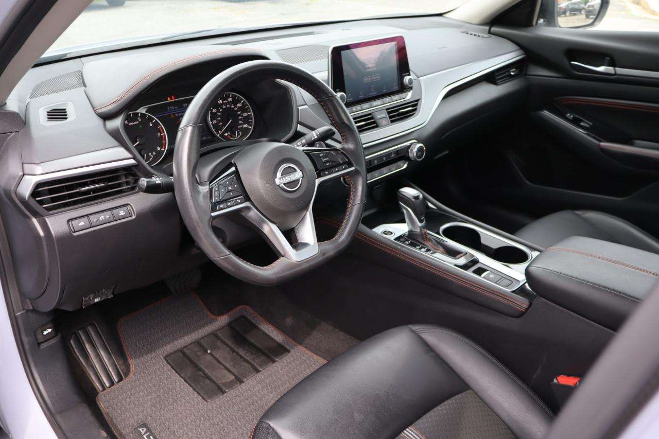 Nissan Altima  2023