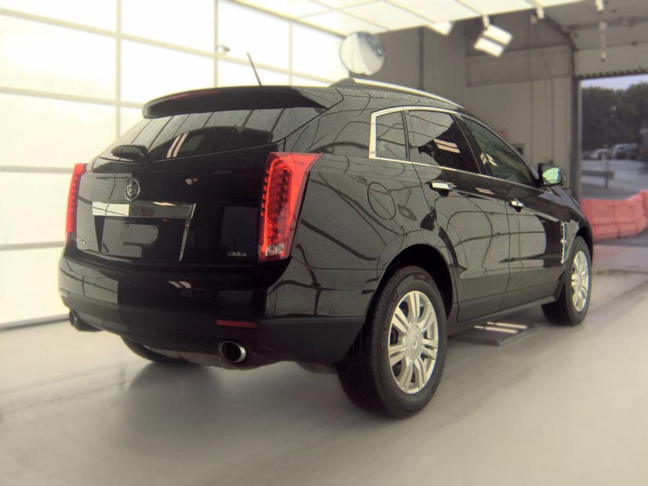 Cadillac SRX AWD Luxury Collection 2012