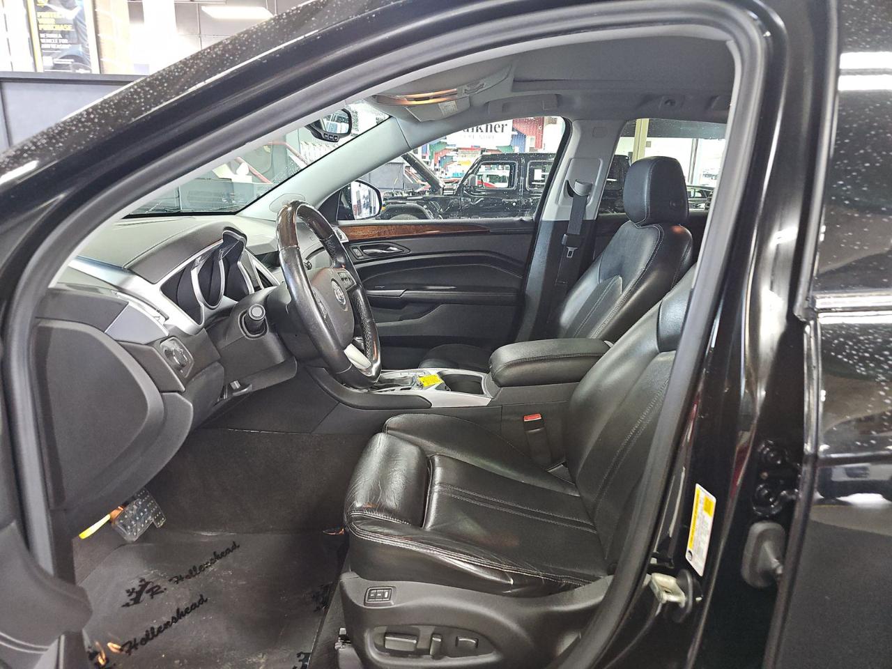 Cadillac SRX AWD Luxury Collection 2012