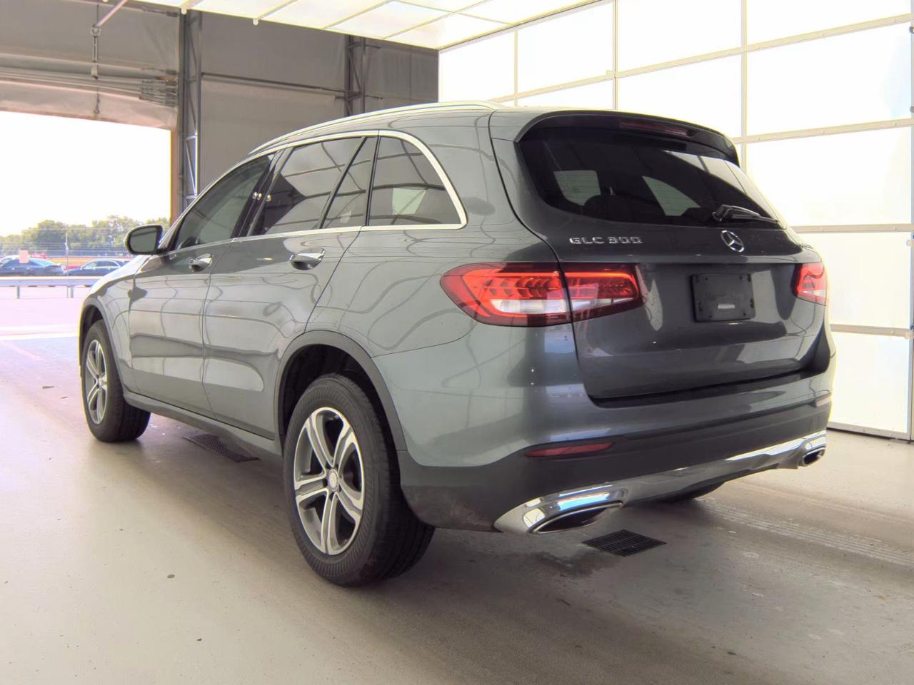 Mercedes-Benz GLC-Class  2016