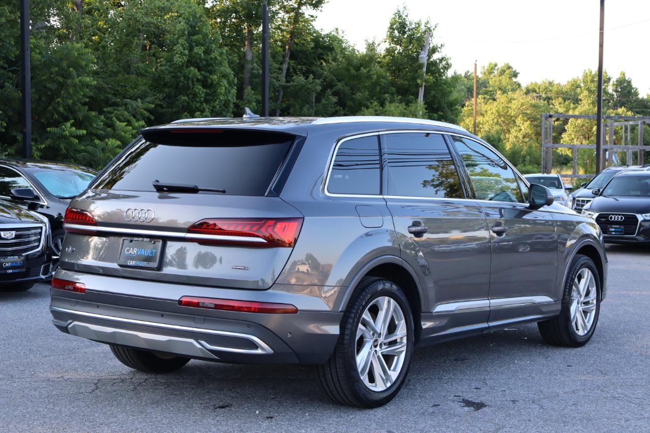 Audi Q7  2021