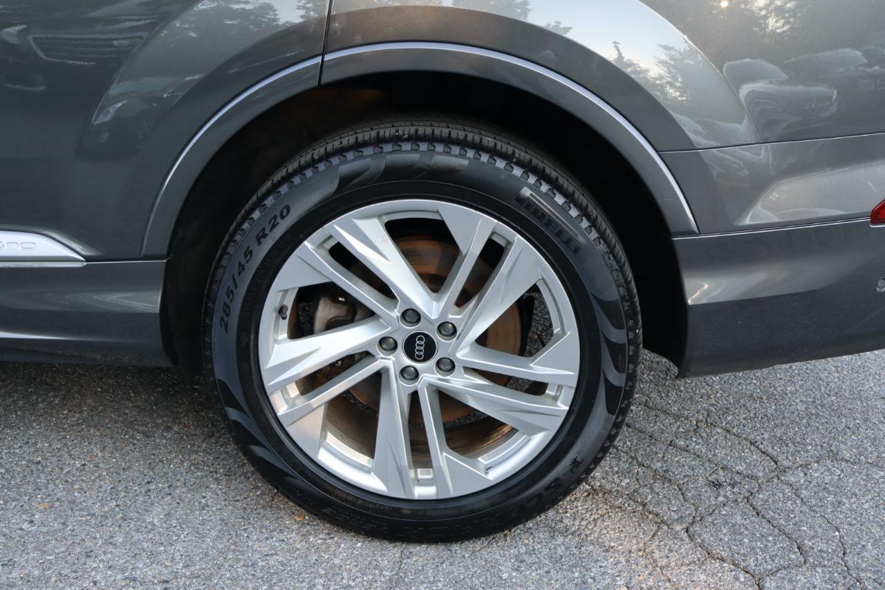 Audi Q7  2021