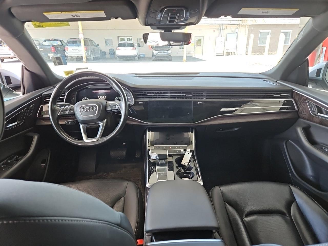 Audi Q8  2021