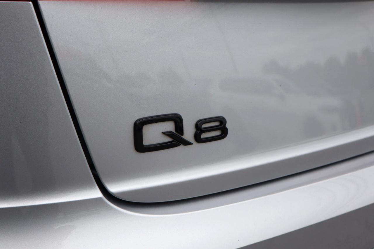 Audi Q8  2021