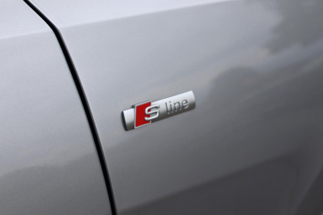 Audi Q8  2021