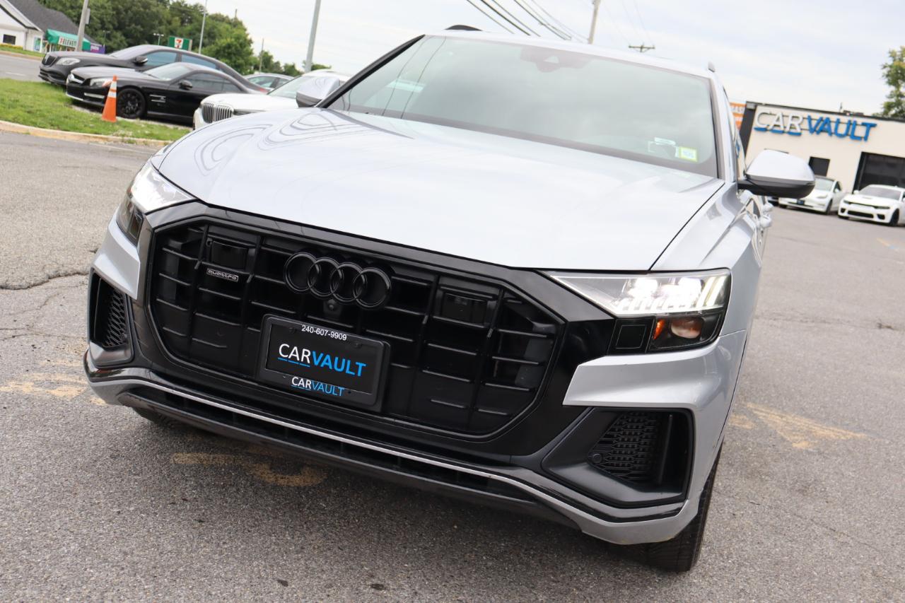 Audi Q8  2021