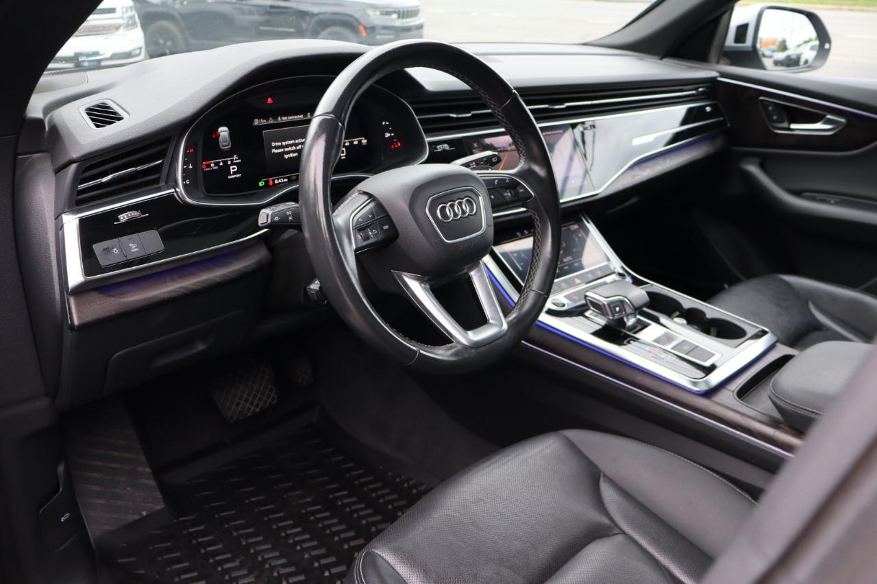 Audi Q8  2021
