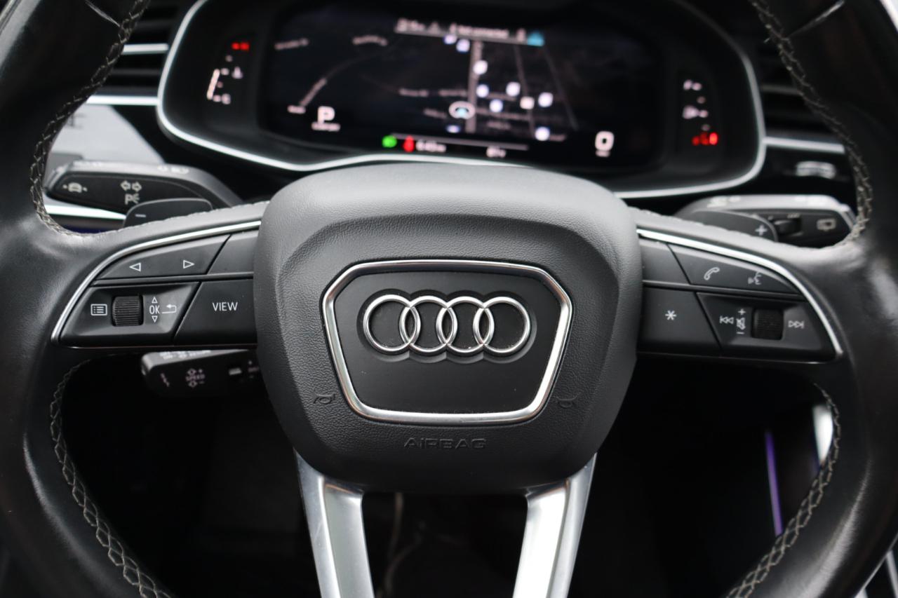 Audi Q8  2021