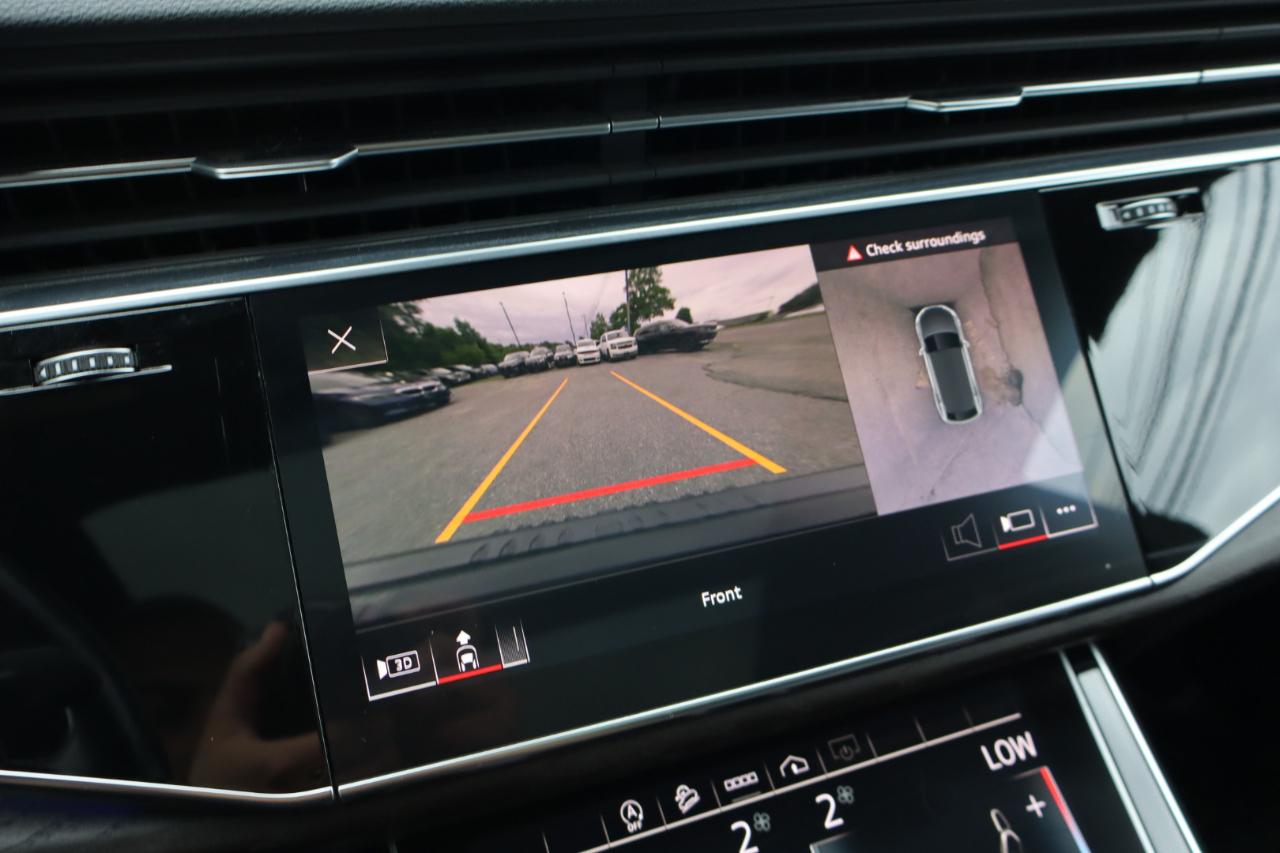 Audi Q8  2021