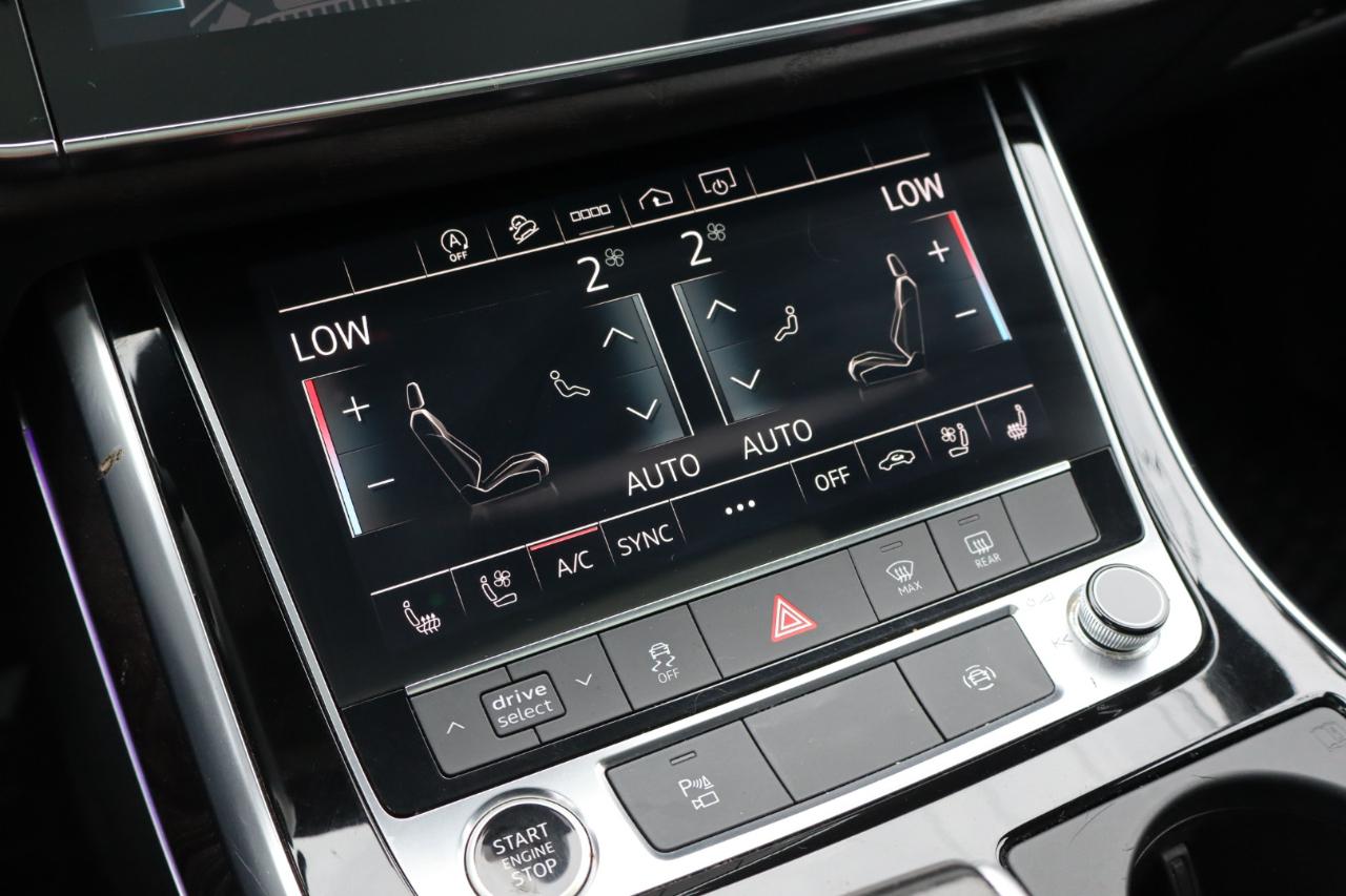 Audi Q8  2021
