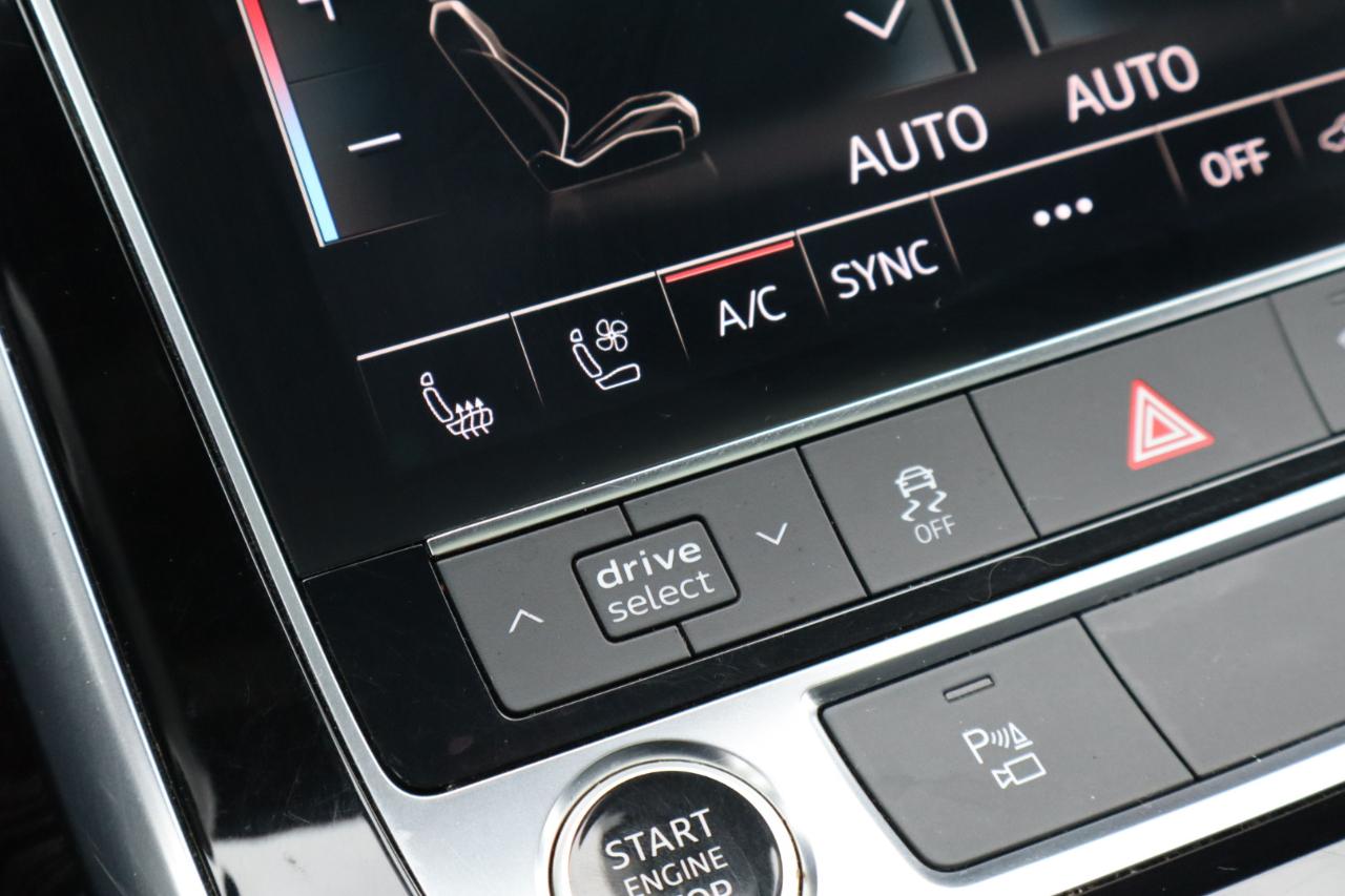 Audi Q8  2021
