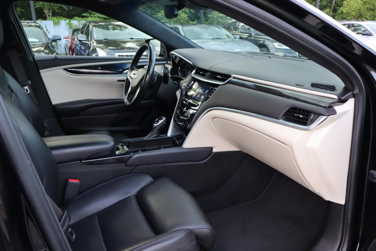 Cadillac XTS  2016