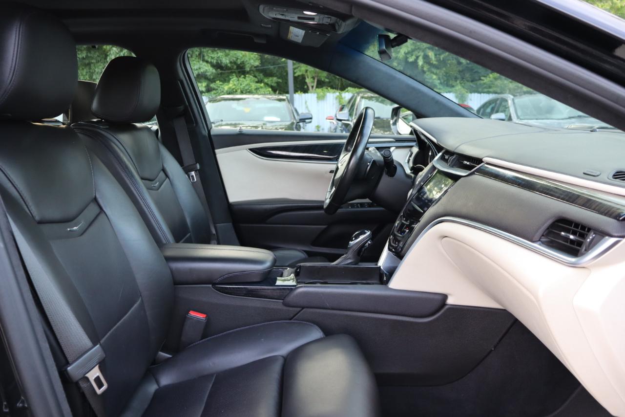 Cadillac XTS  2016