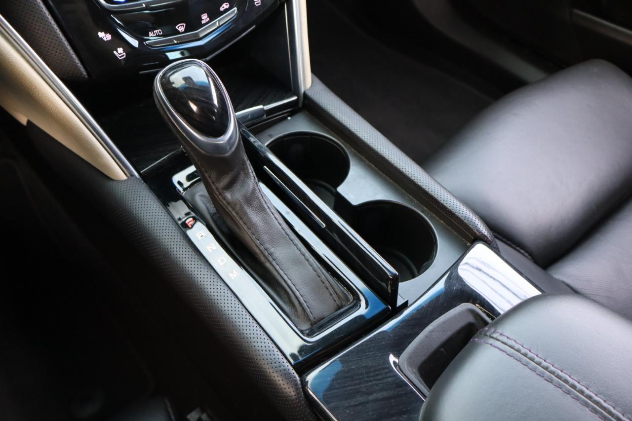 Cadillac XTS  2016