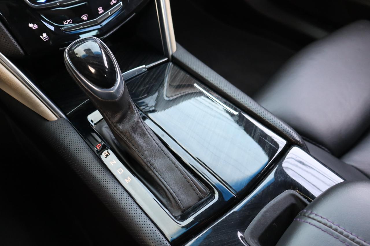 Cadillac XTS  2016