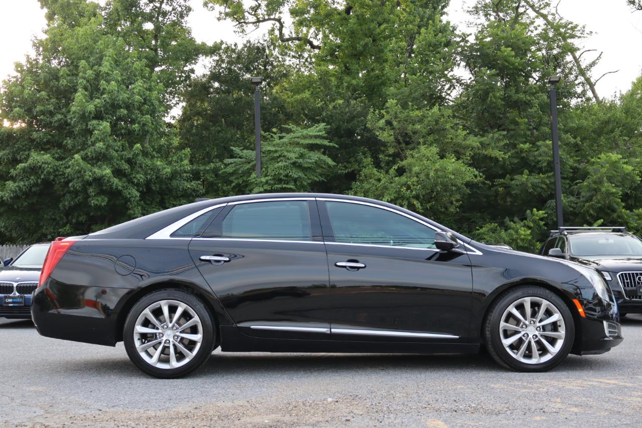 Cadillac XTS  2016