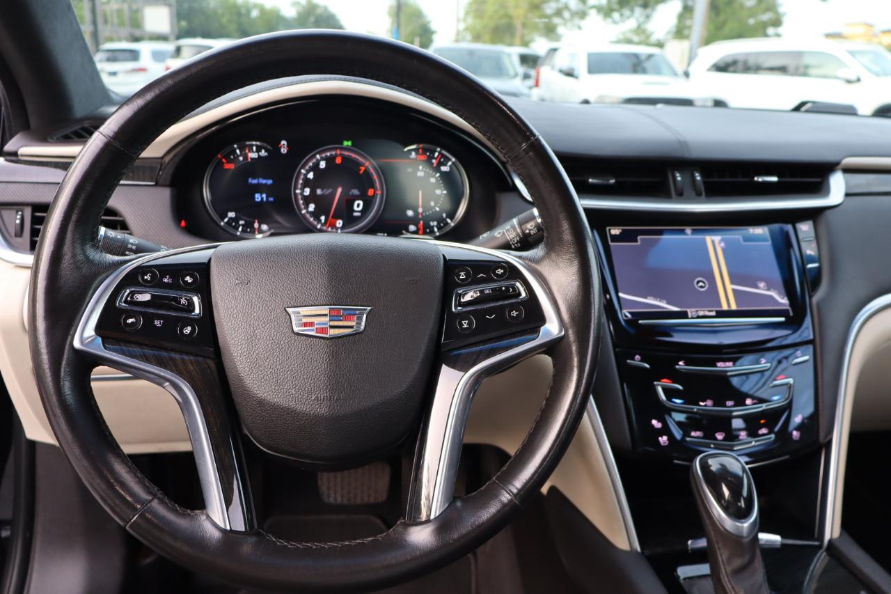 Cadillac XTS  2016