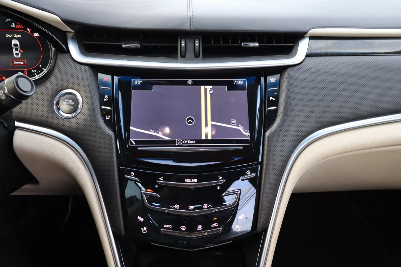Cadillac XTS  2016