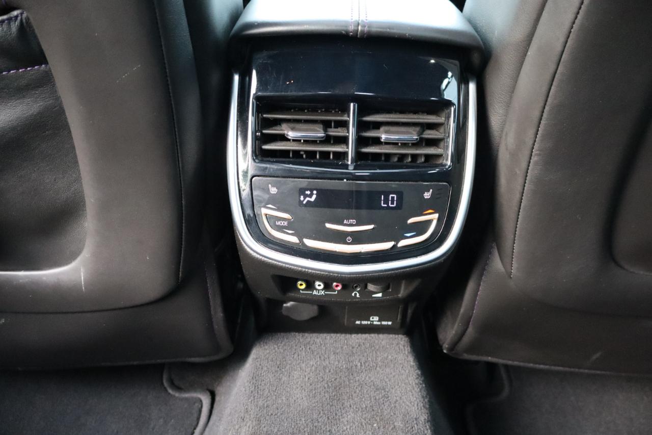 Cadillac XTS  2016