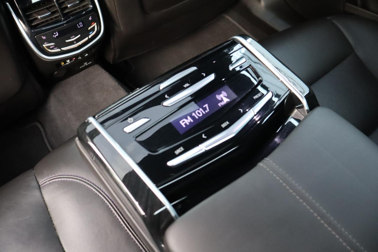 Cadillac XTS  2016
