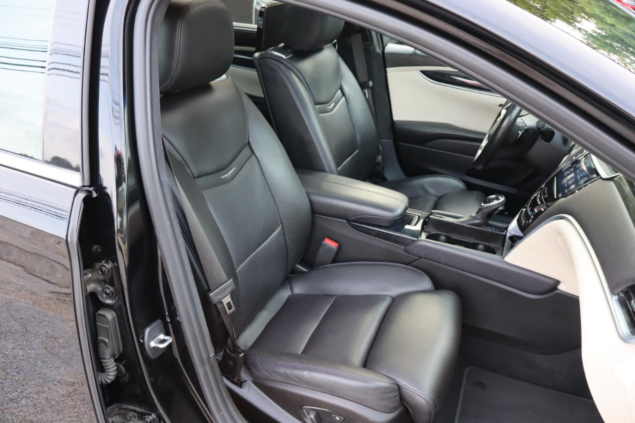 Cadillac XTS  2016