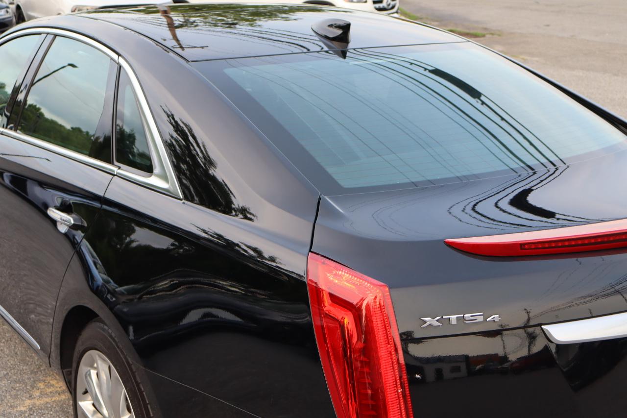 Cadillac XTS  2016
