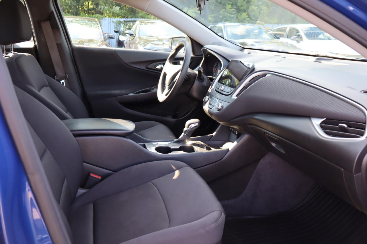 Chevrolet Malibu  2023
