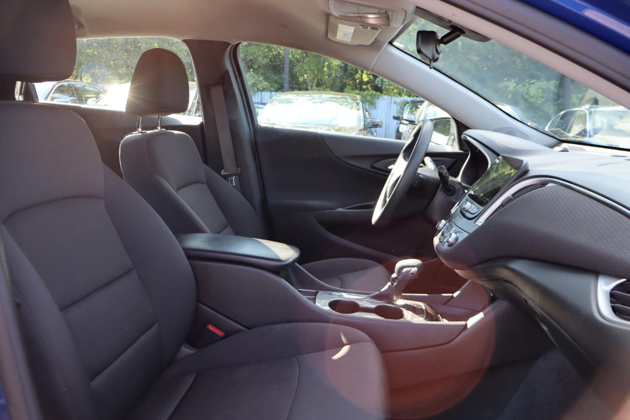Chevrolet Malibu  2023