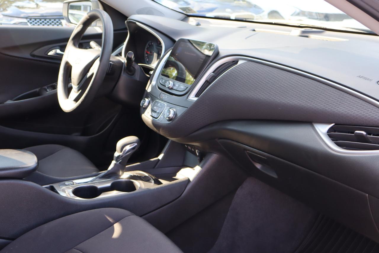 Chevrolet Malibu  2023