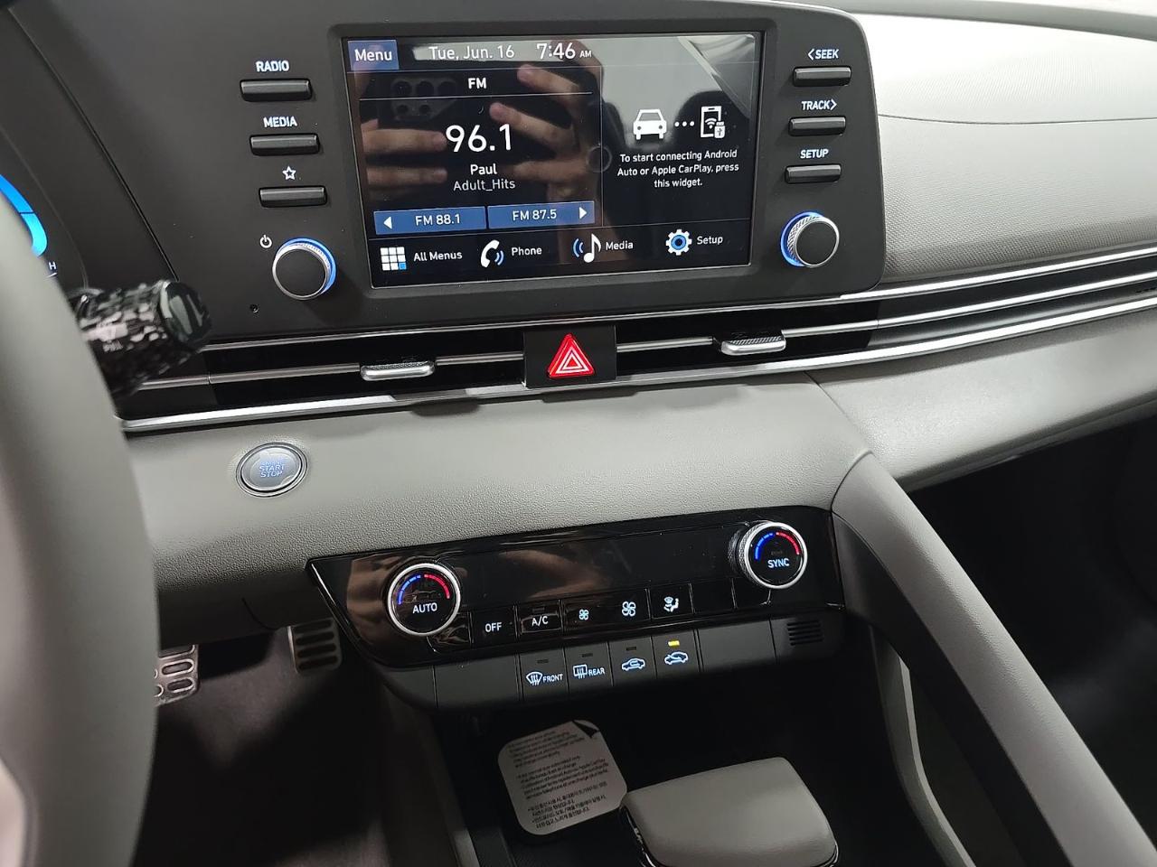 Hyundai Elantra  2026