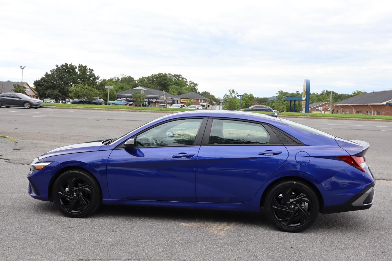 Hyundai Elantra  2026