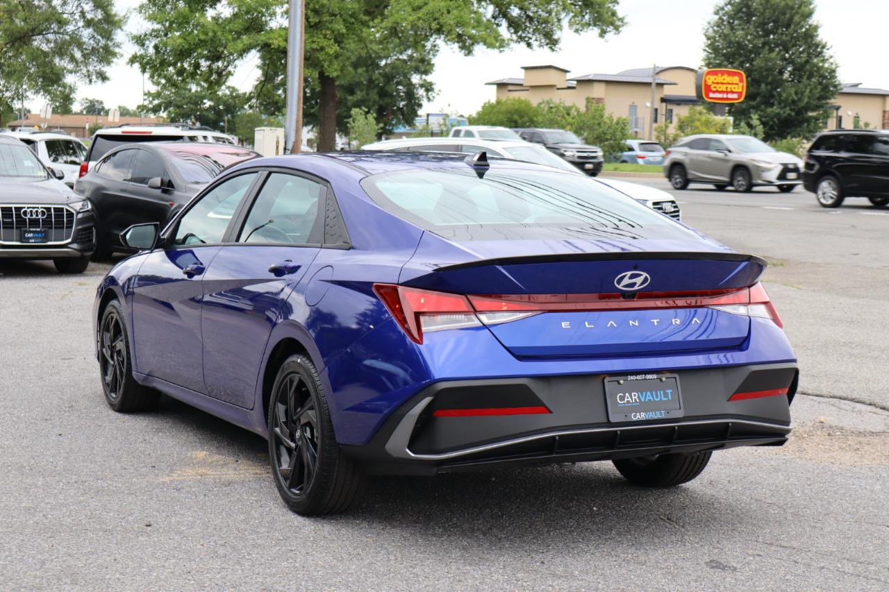 Hyundai Elantra  2026