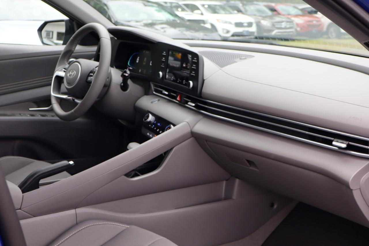 Hyundai Elantra  2026