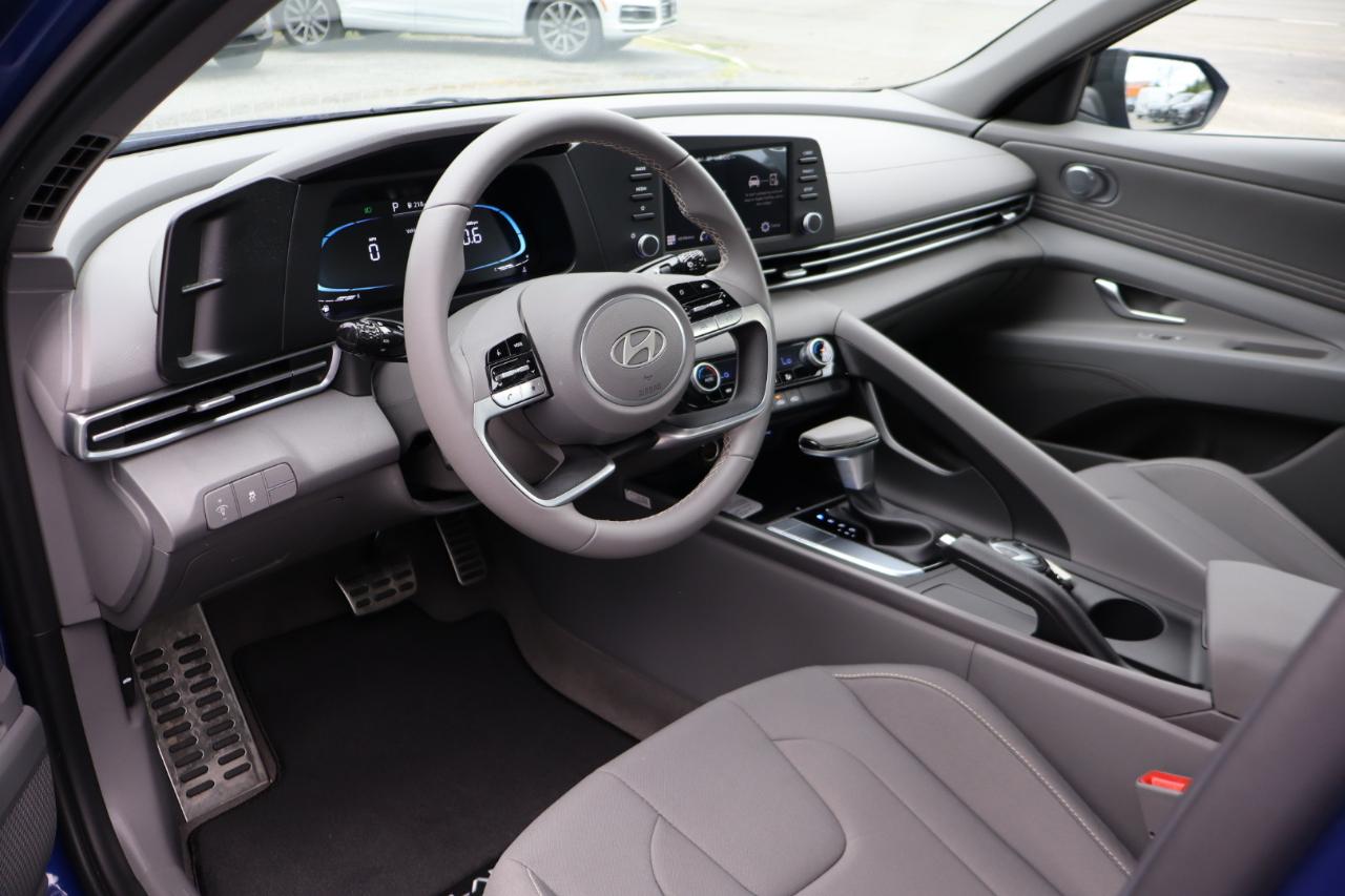 Hyundai Elantra  2026