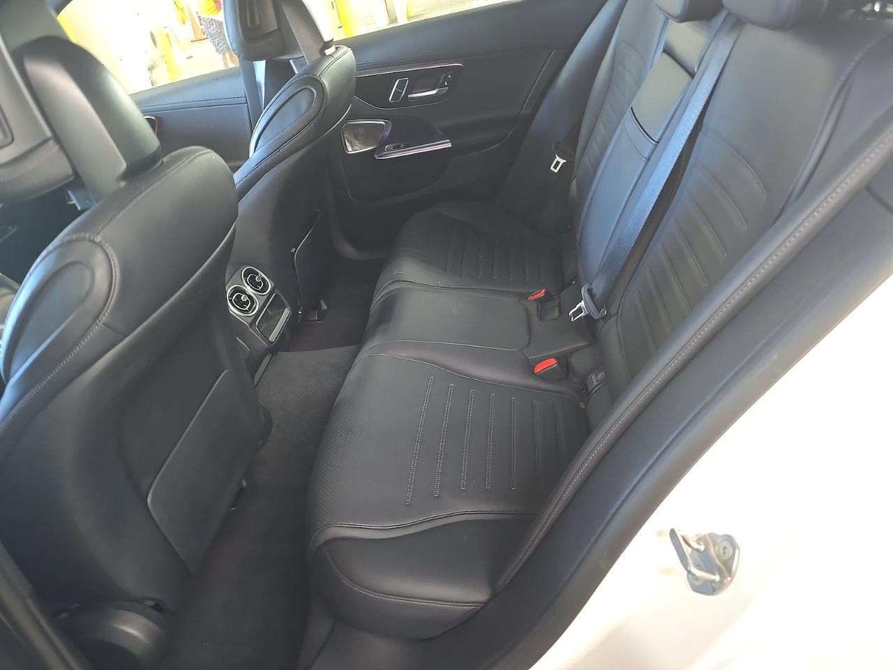 Mercedes-Benz C-Class  2022