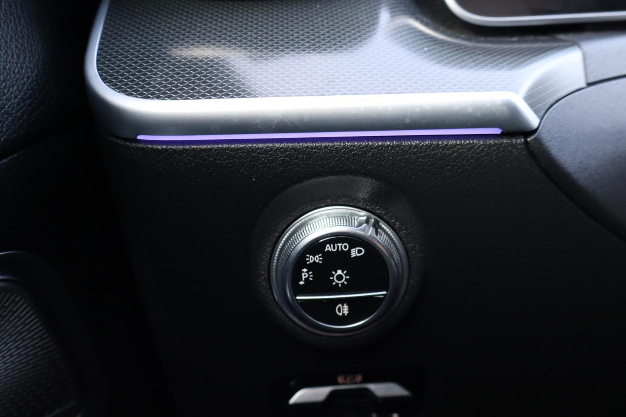 Mercedes-Benz C-Class  2022