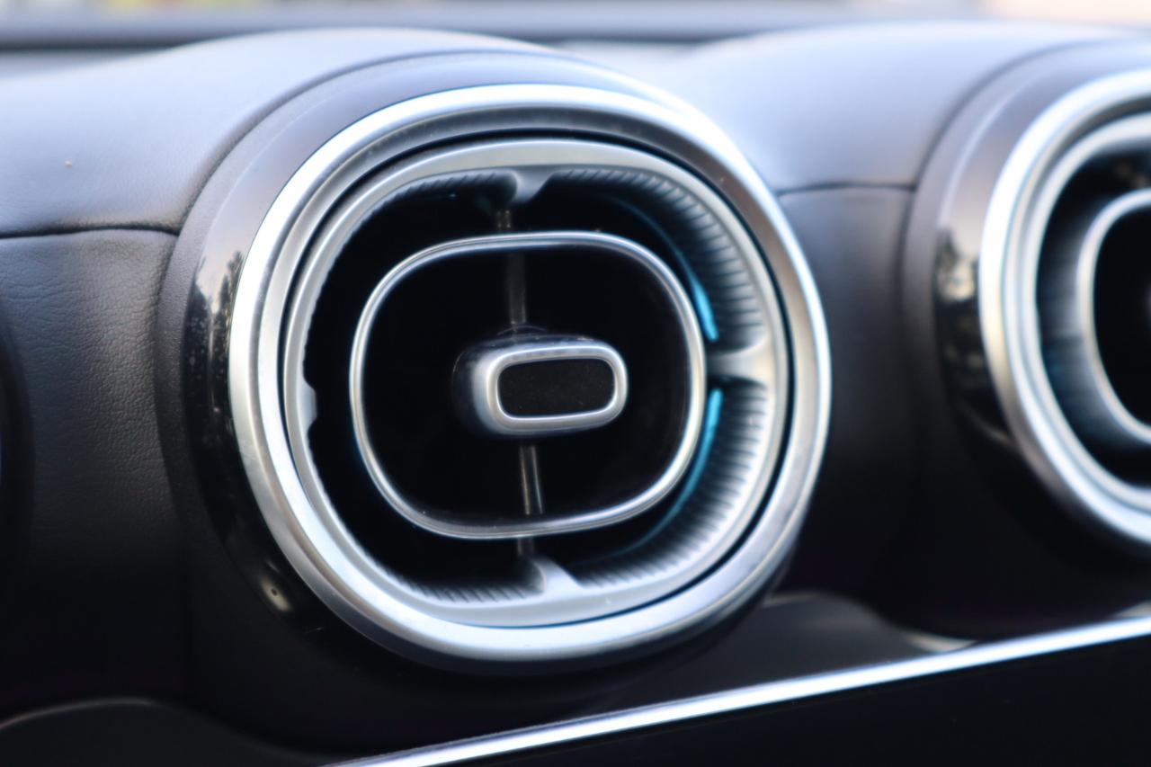 Mercedes-Benz C-Class  2022