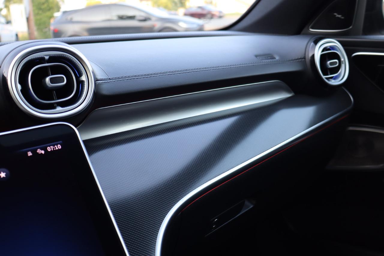 Mercedes-Benz C-Class  2022