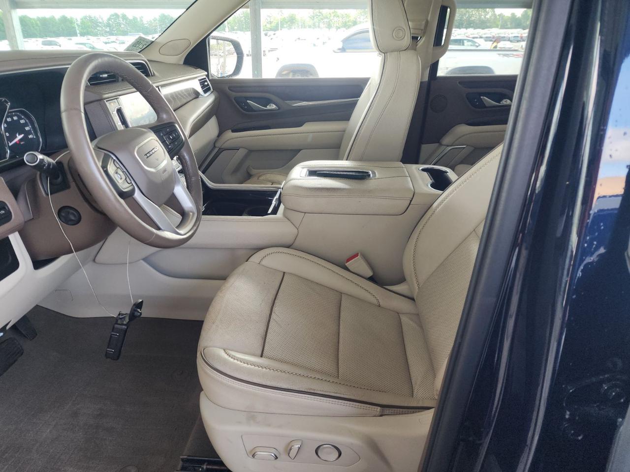 GMC Yukon  2021