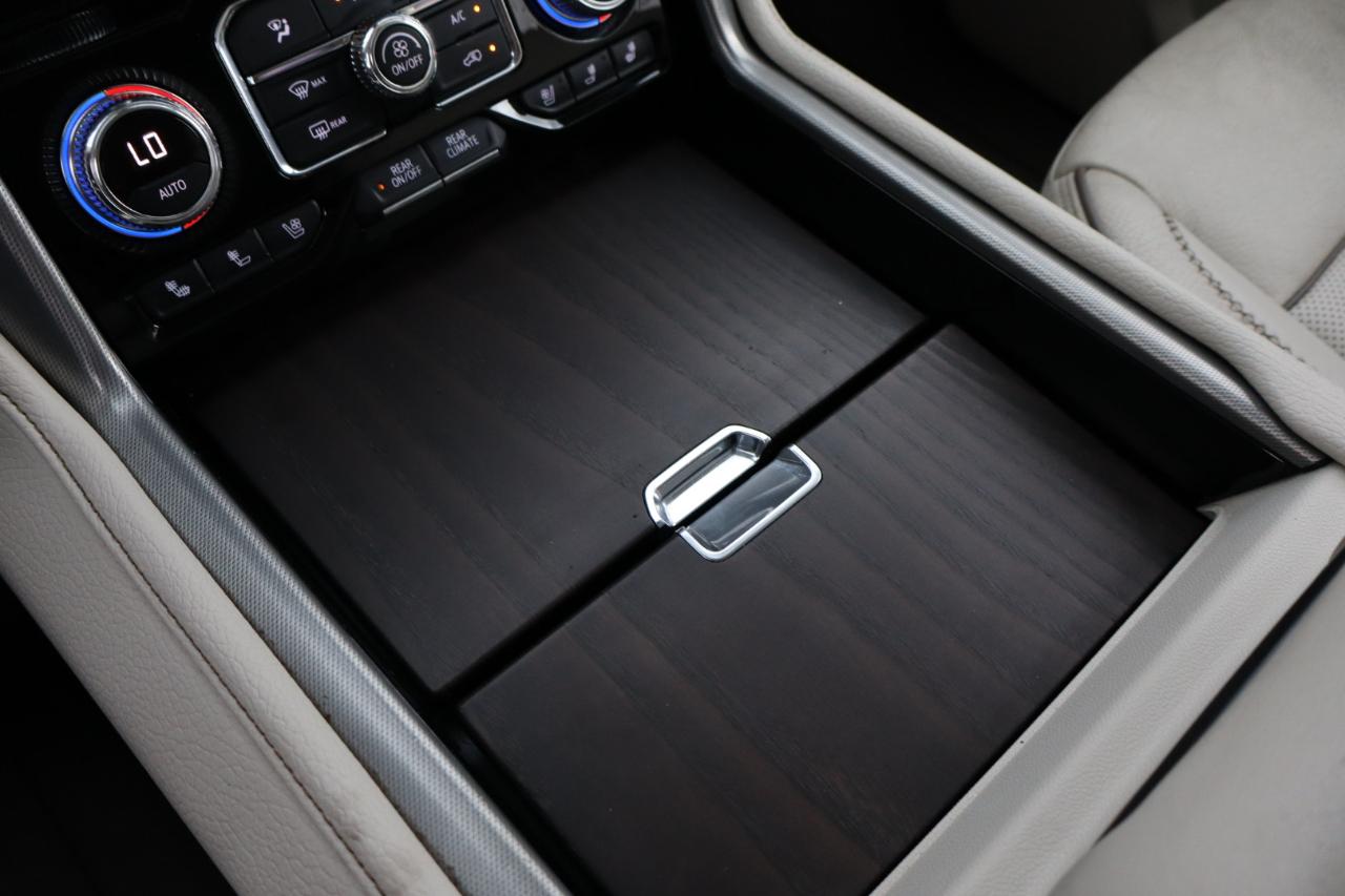 GMC Yukon 4WD 4dr Denali Ultimate 2021