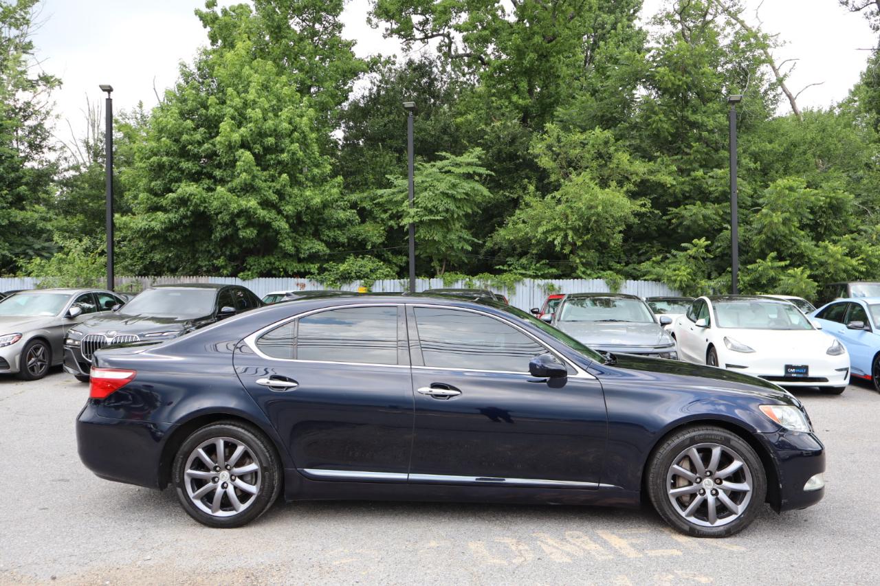 Lexus LS 460  2008
