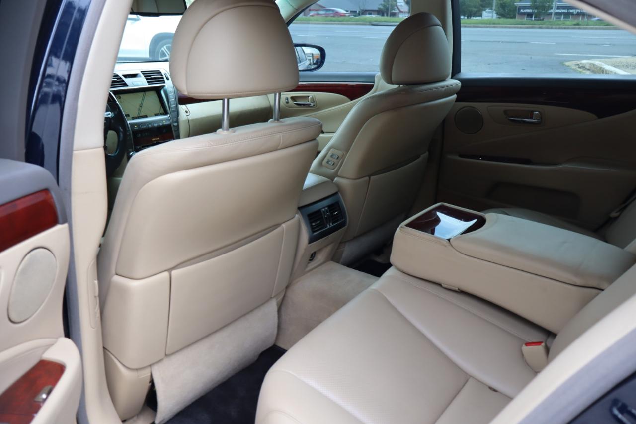 Lexus LS 460  2008
