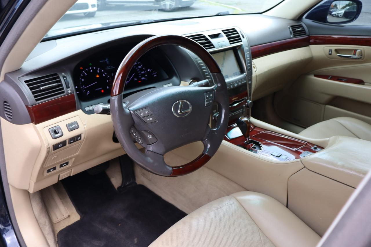 Lexus LS 460  2008