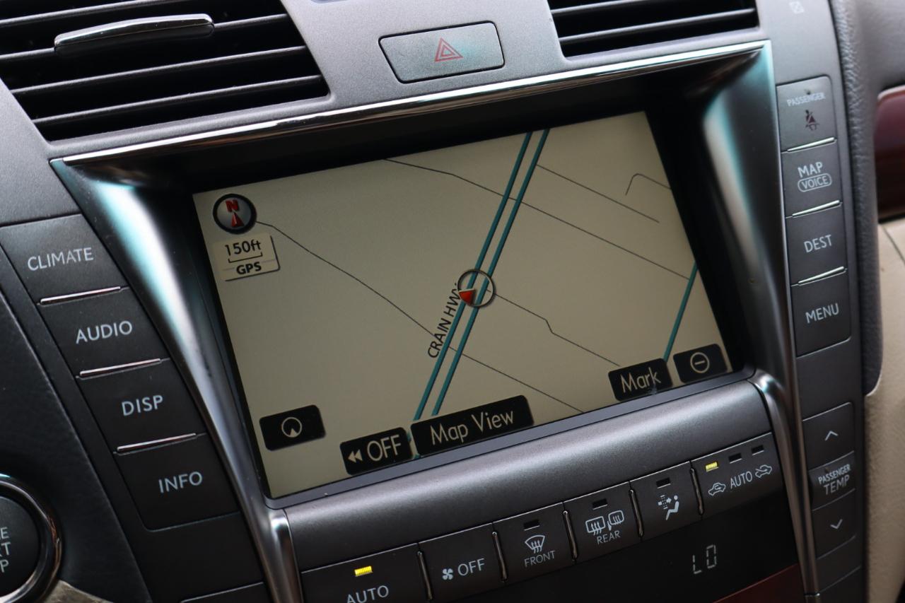 Lexus LS 460  2008