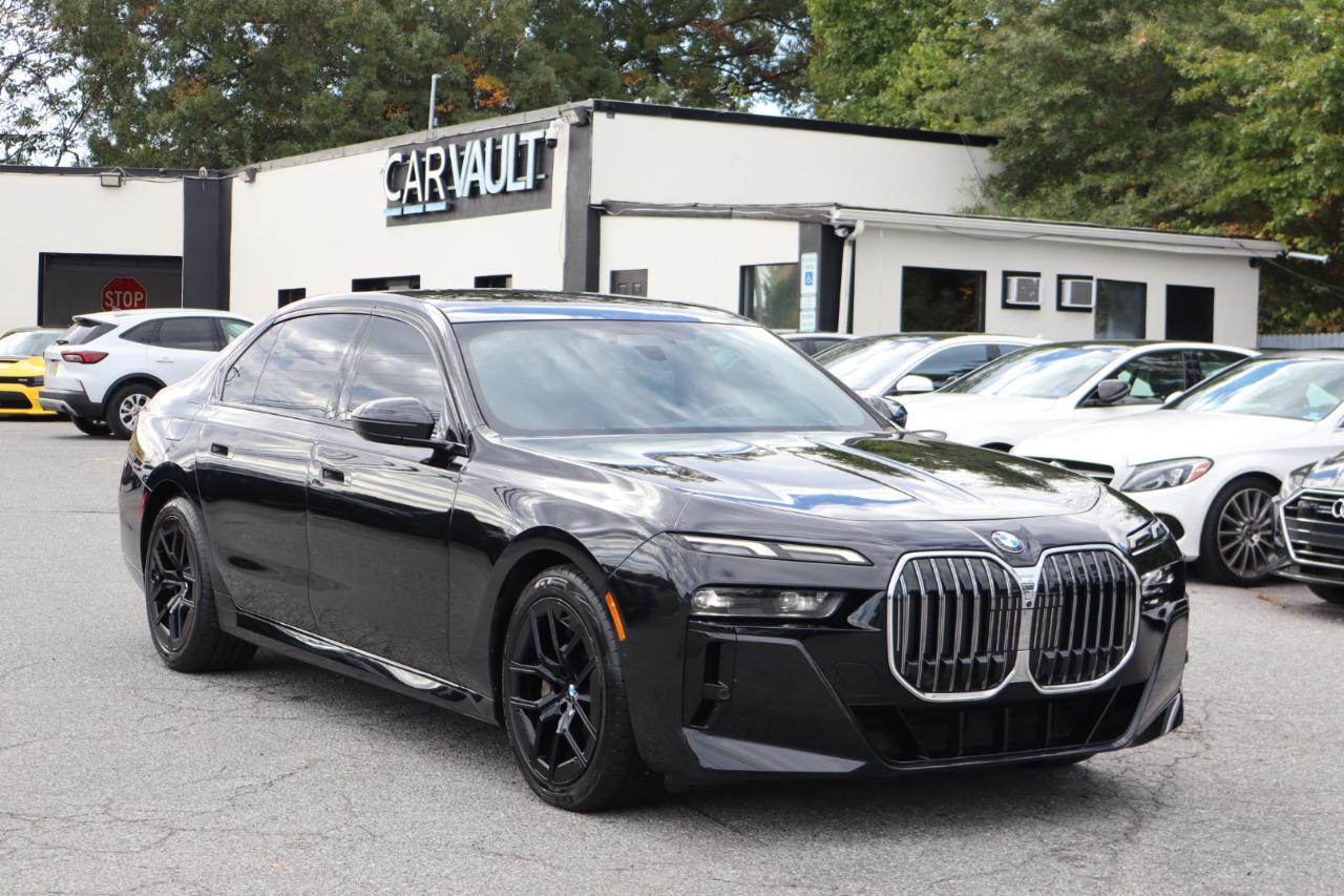 BMW 7-Series 760xi 4D Sedan 2023