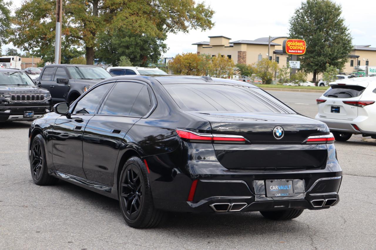 BMW 7-Series 760xi 4D Sedan 2023