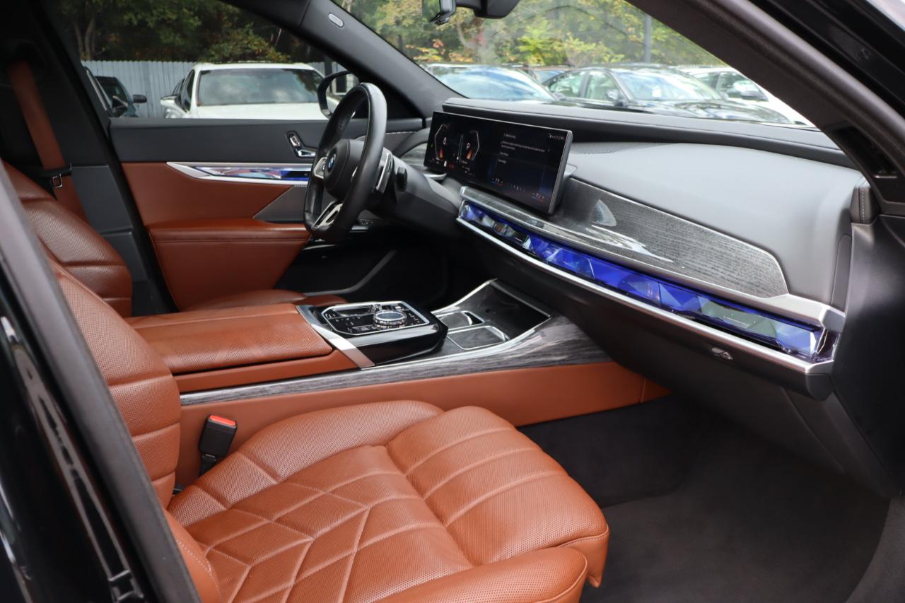 BMW 7-Series 760xi 4D Sedan 2023