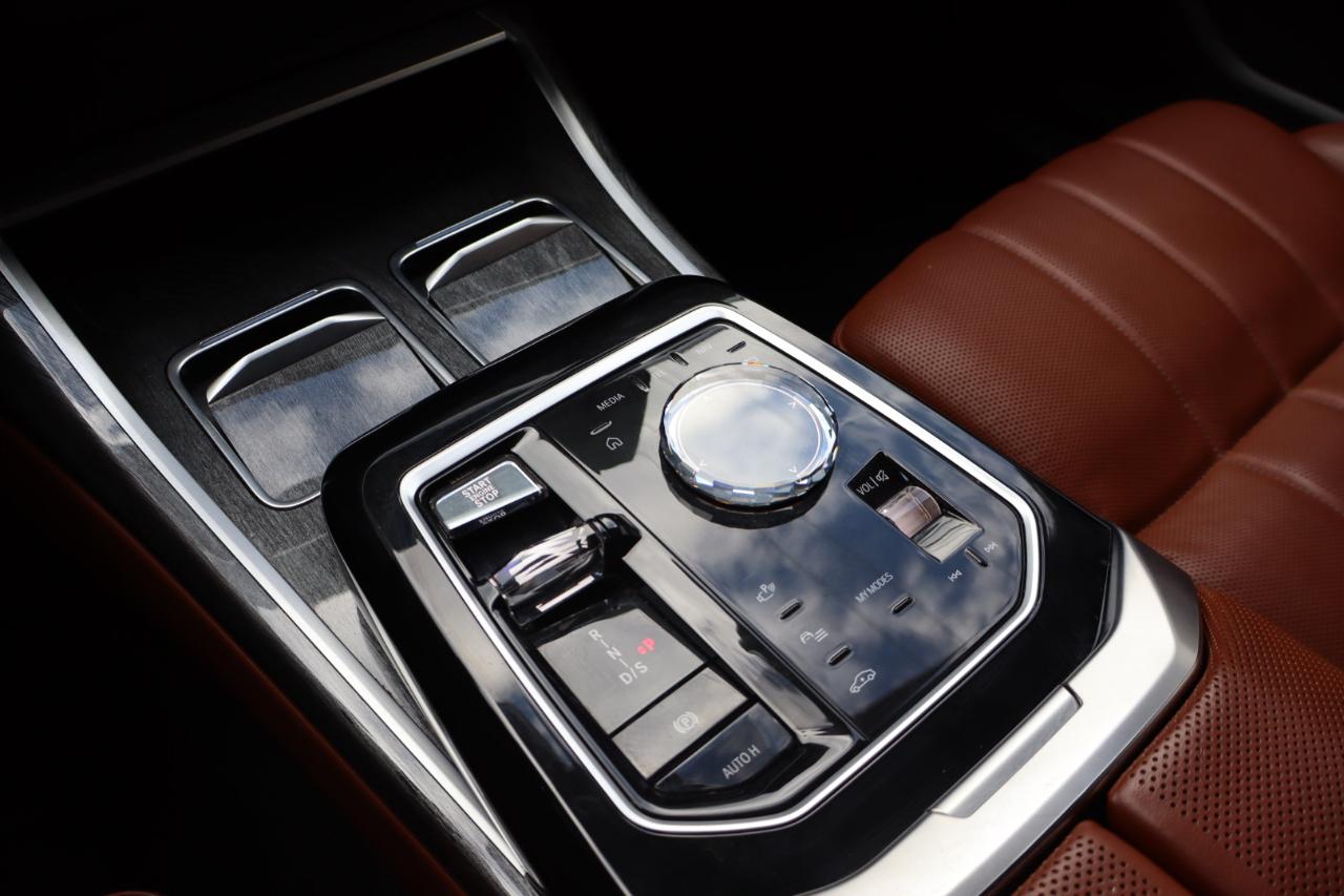 BMW 7-Series 760xi 4D Sedan 2023